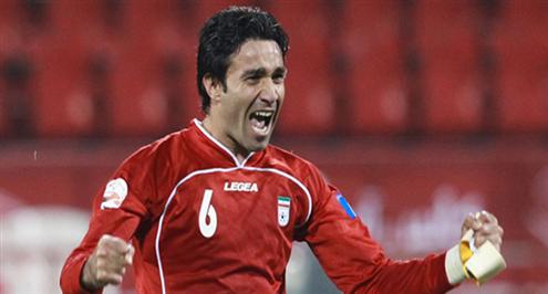 الكويت الكويتي يتعاقد مع الإيراني جواد نيكونام 